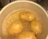 A picture of step 1 of Mashed Potatoes.