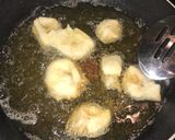 A picture of step 4 of Prawn and chicken wontons.