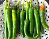 Foto langkah ke 1 dari resep Tumis buncis cabe hijau.
