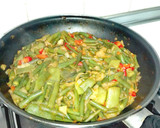 Foto del paso 4 de la receta: Judías verdes y habichuelillas encebolladas