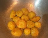 A picture of step 3 of Palak Aloo.