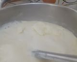 A picture of step 2 of Biscuit Rabri mixed fruit tart.