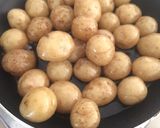 Foto langkah ke 4 dari resep Algamja Jorim (알감자조림) Baby Potato Korea.