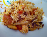 Foto del paso 6 de la receta: Arroz con jamón ibérico y delicias de mar