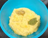 A picture of step 2 of Moong Dal Pakora.