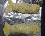 A picture of step 3 of Mango braided strudel.