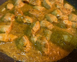 Foto del paso 5 de la receta: Pollo al curry fit con bulgur