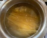 A picture of step 1 of Aglio Olio e Peperoncino.