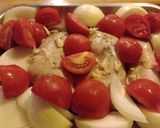 Foto del paso 3 de la receta: Pollo al horno con cebolla y tomate 🧅🍅