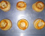 A picture of step 4 of Chicken cheese petties.