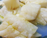 Foto del paso 1 de la receta: Bacalao con salsa al pilpil con sabor a pimiento rojo