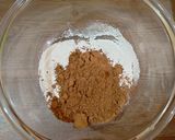 A picture of step 1 of Hot chocolate Bomb.