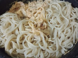 Fideos con salsa Alfredo sencilla