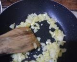 Foto langkah ke 2 dari resep Mie Topping Jamur Saus Spaghetti.
