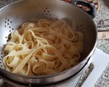 Foto del paso 9 de la receta Nidos de Pasta con Gambas y Piñones