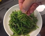 Foto langkah ke 3 dari resep Tumis Kangkung.