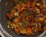 A picture of step 8 of Tomato coriander shorba.