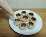 Foto del paso 5 de la receta: ✅🗣📢 Champiñones rellenos de atún y queso fresco🍄
