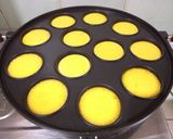 Foto langkah ke 7 dari resep Bika Ambon Ekonomis 2 Rasa.