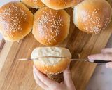 A picture of step 1 of Home made pineapple burger.
