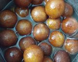 गुलाब जामुन (Gulab jamun recipe in hindi) रेसिपी चरण 6 फोटो
