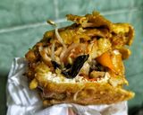 Foto langkah ke 5 dari resep Tahu Isi Jamur Sayuran Pedas.