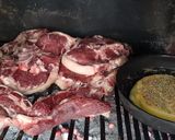 Foto del paso 1 de la receta: Costeletas con papas rejilla 🥩