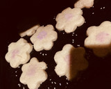 A picture of step 4 of Buttered cookies.