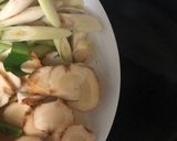 รูปขั้นตอนการทำที่ 2 ของ 🍲ต้มยำหัวปลี (มังสวิรัติ) 🌶