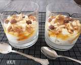 Foto del paso 8 de la receta: Yogur griego con piña, miel y frutos secos
