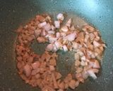 A picture of step 2 of Veg clear soup for the soul.