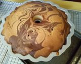 Foto langkah ke 6 dari resep Marble Cake/ Bolu Marmer.