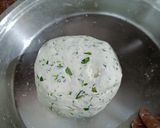 A picture of step 2 of Rice flour roti.