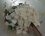 Foto langkah ke 1 dari resep Oseng kikil cabe hijau.