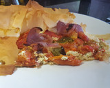Foto del paso 4 de la receta: Tarta salada de verduras sobre una capa de queso ricotta al pesto