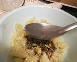 รูปขั้นตอนการทำที่ 3 ของ ยำส้มโอ.. ใส่น้ำปู (เหนือ เหนือ)