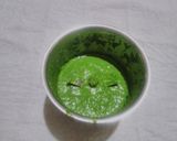 A picture of step 7 of Creamy spinach almond soup.