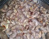 A picture of step 1 of Cashew Curry.