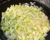Foto del paso 3 de la receta: Empanadillas con carne y verduras