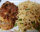 A picture of step 6 of My Chicken with sriracha sauce + Veg.