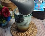 Foto langkah ke 5 dari resep Es Cincau Hitam dengan Santan.