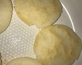Foto del paso 2 de la receta: Arepas con pollo y palta 🍗🥑