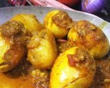 A picture of step 6 of Duck egg curry.