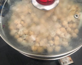 Foto del paso 2 de la receta: Garbanzos fritos con pollo
