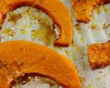 Foto del passaggio 2 della ricetta Trancio di Salmone con lardo di colonnata su letto di zucca