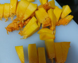 Foto langkah ke 1 dari resep Pure Labu (MPASI 6 bulan).