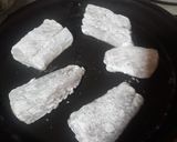 Foto del paso 4 de la receta: Róbalo sobre puré de espinacas con papas al natural