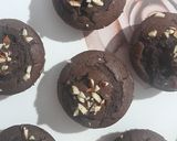 A picture of step 4 of Choco Biscuit Cupcakes.