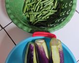 Foto langkah ke 1 dari resep Lodeh Terong, Kacang Panjang.