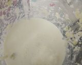 A picture of step 1 of Guava milk shake.
